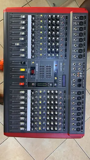Yamaha Bix 16 Channel Power Mixer