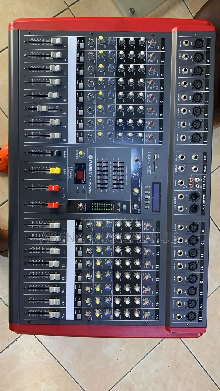 Yamaha Bix 16 Channel Power Mixer