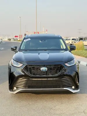 Toyota Highlander XLE 2021 Black