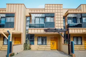 4bdrm Townhouse / Terrace in Adjiringanor School, Adjiriganor for rent