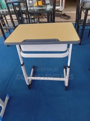 Gladly Table for Studies