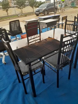 Guesthouse Client Dining Set