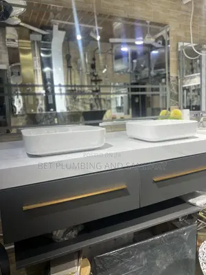 Double Cabinet Basin Ceramic With Mirror (Complete)