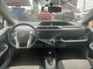 Toyota Aqua 2012 Blue