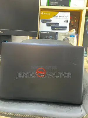Laptop Dell G3 17 3579 16GB Intel Core I7 HDD 1T