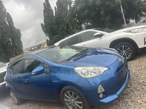 Toyota Aqua 2012 Blue