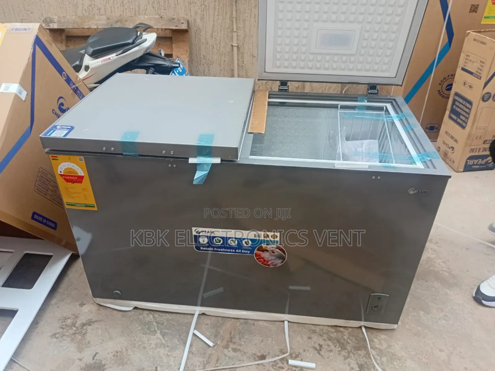 Pearl 350liter Double Door Chest Freezer+ Glass Cover
