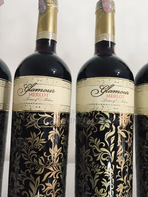 Glamour-Kazayak Merlot Dry Red Wine -14% Alc(Moldova)
