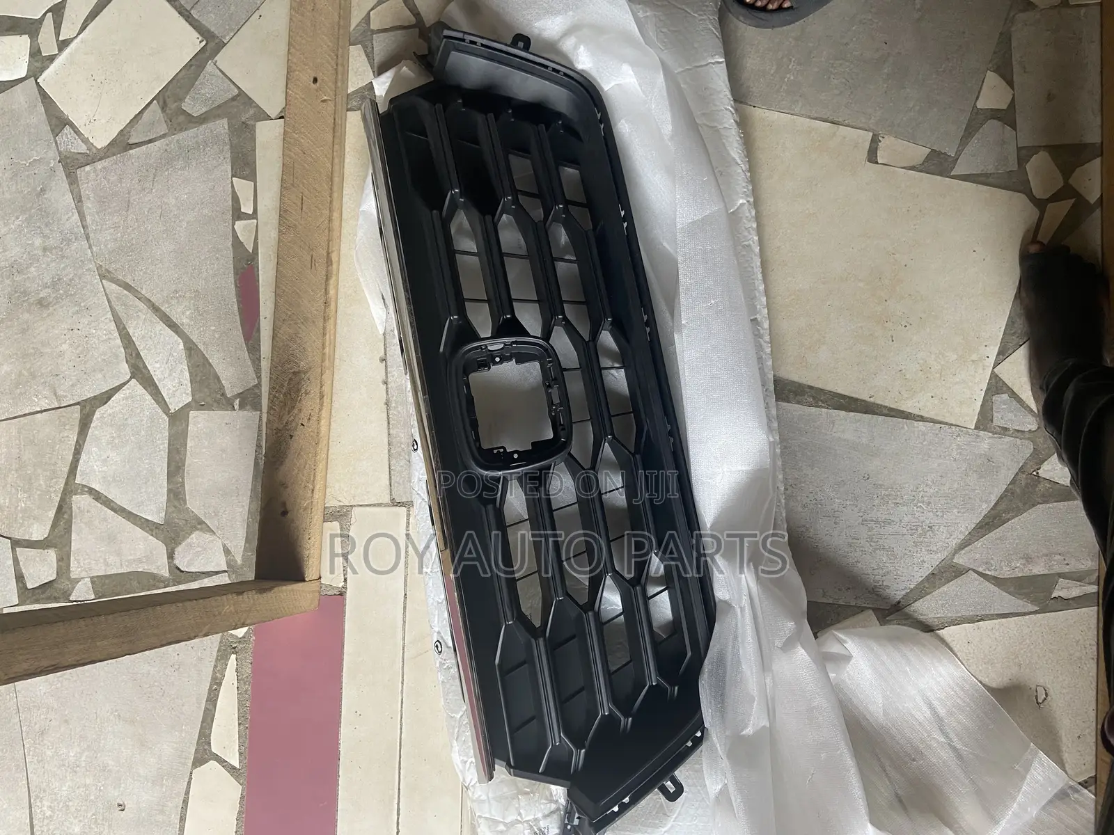 Honda Crv 2023 Front Grill