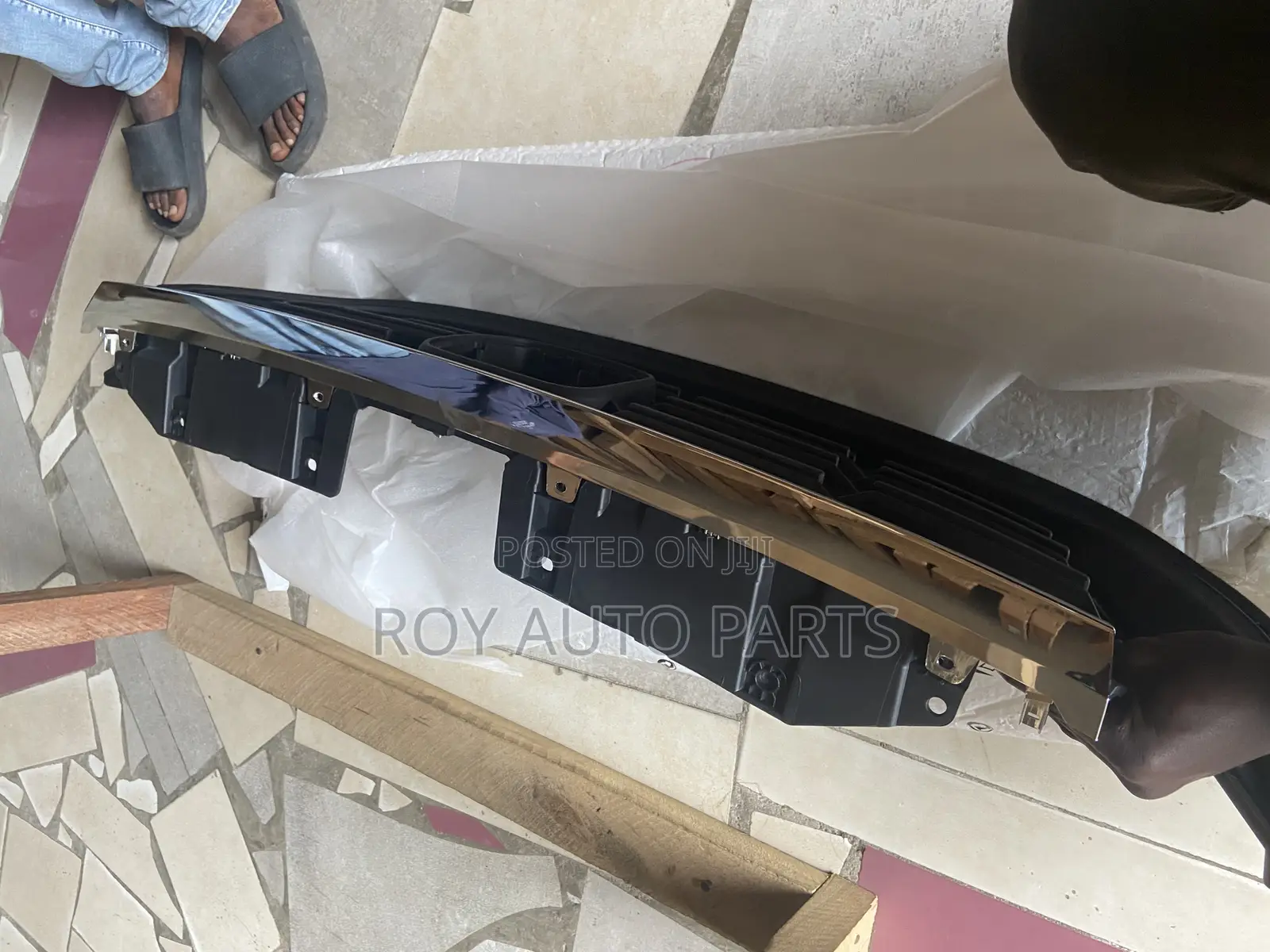 Honda Crv 2023 Front Grill