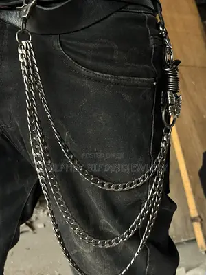 Quality Jeans Side Chain