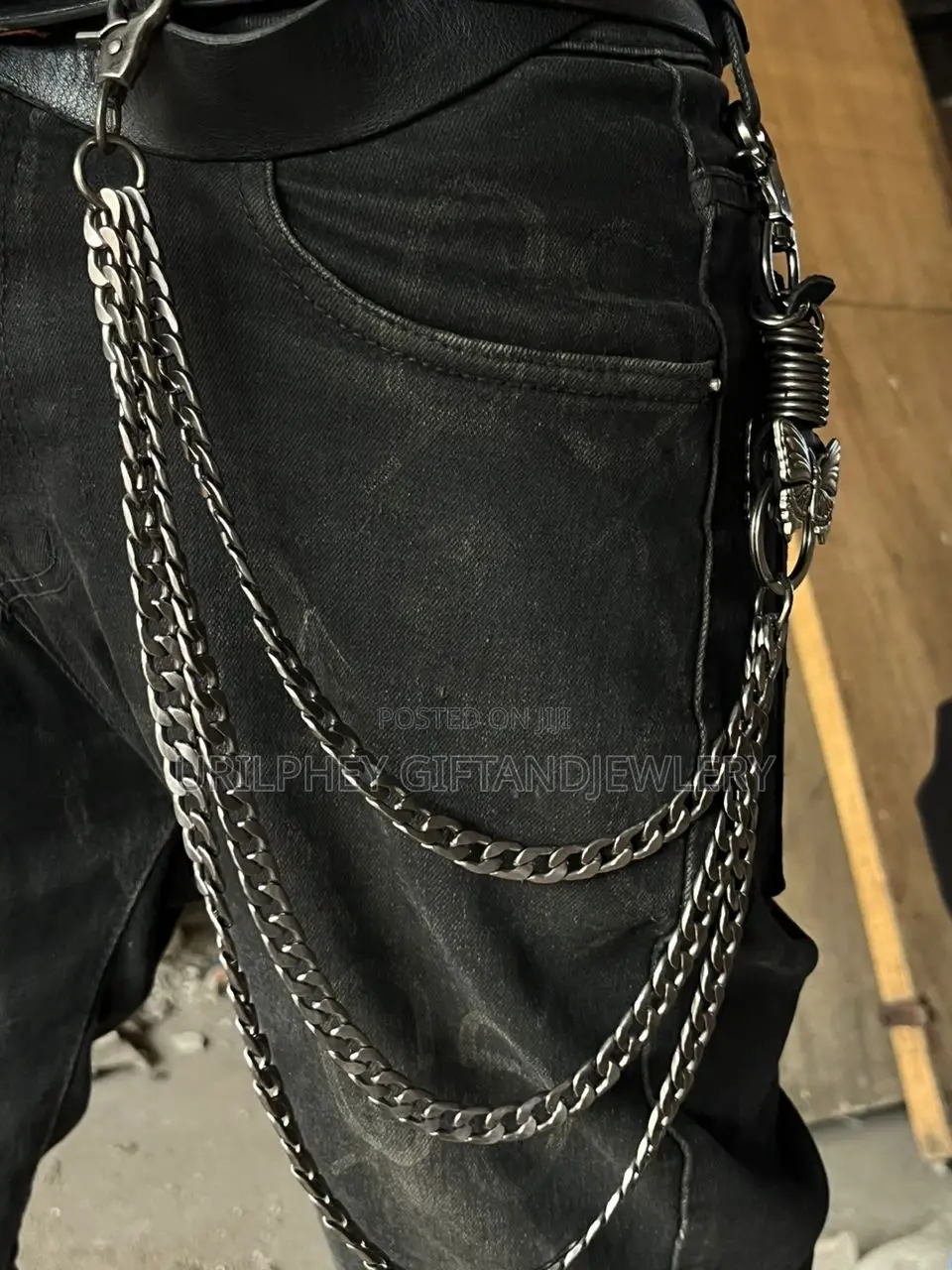 Quality Jeans Side Chain