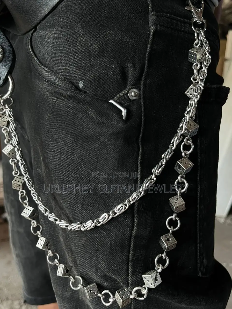 Quality Jeans Side Chain