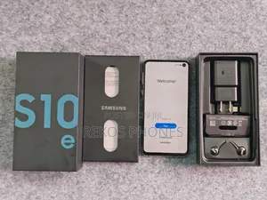 New Samsung Galaxy S10e 128 GB Blue