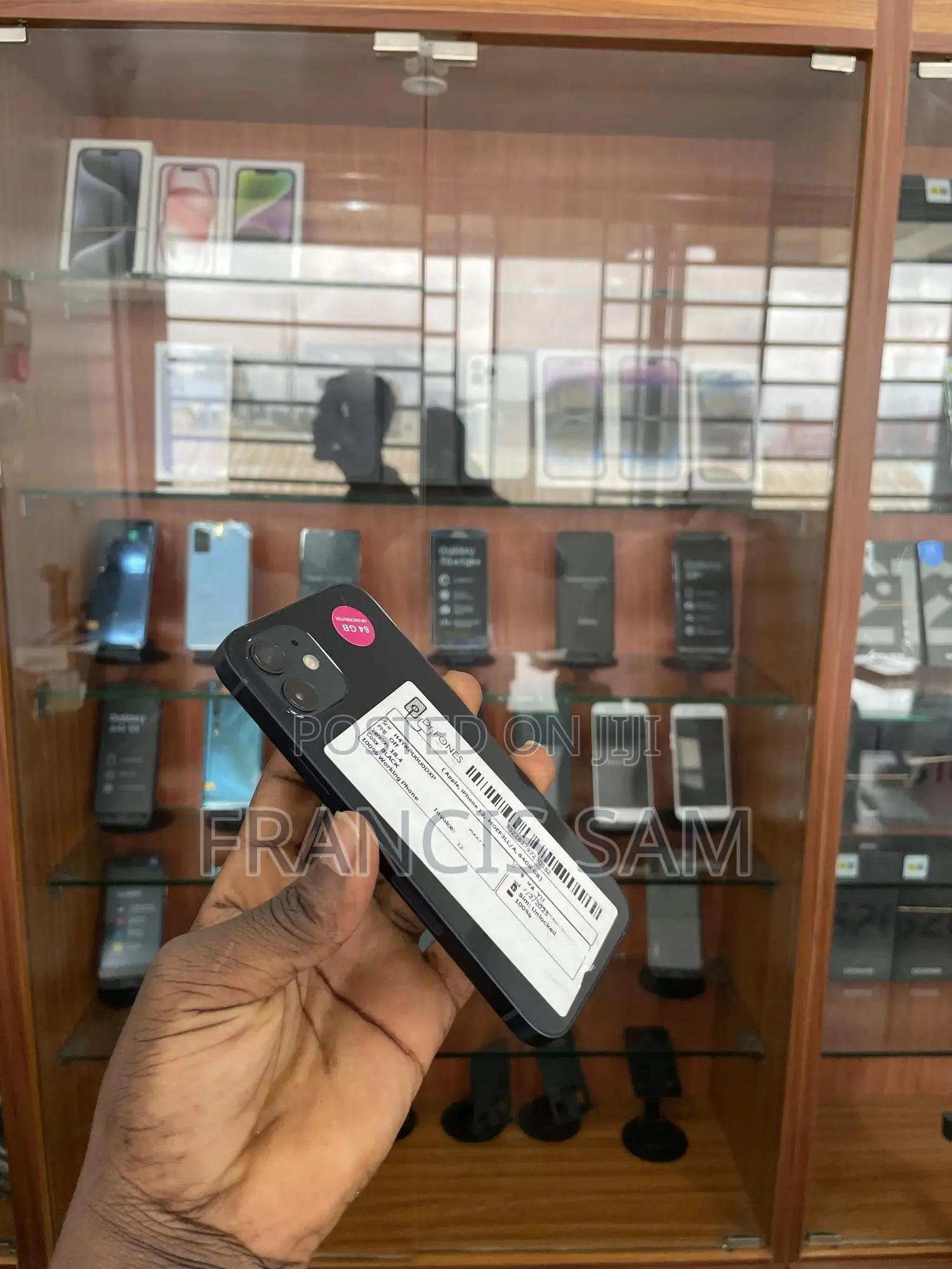 Apple iPhone 12 64 GB Black