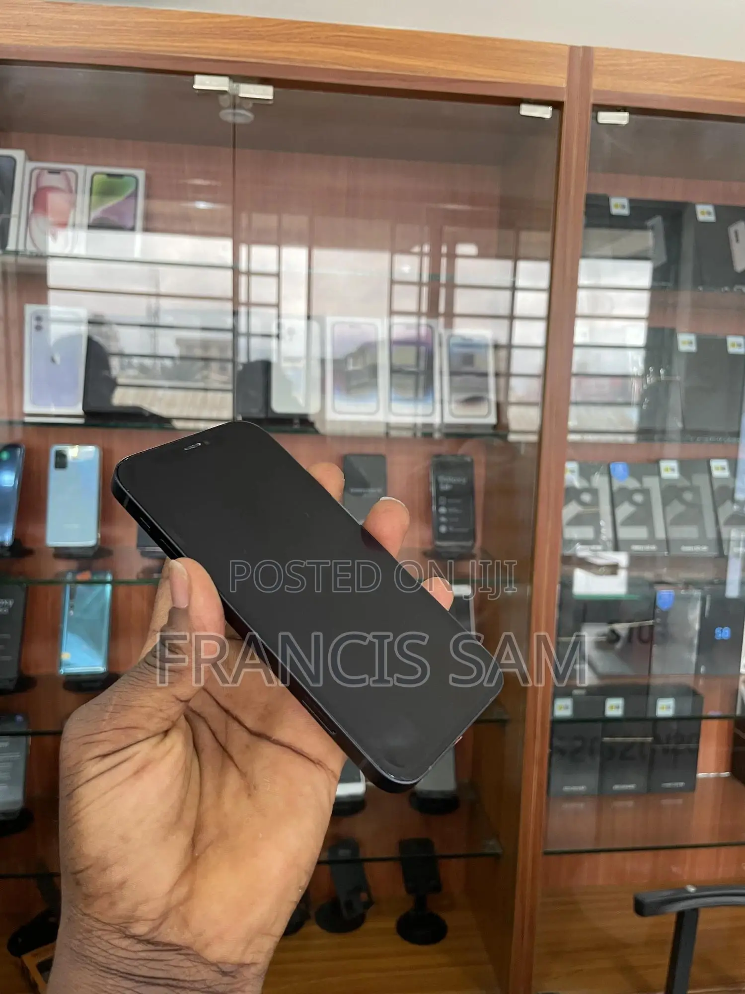 Apple iPhone 12 64 GB Black