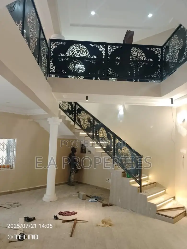 6bdrm House in E A Properties, Frafraha for rent