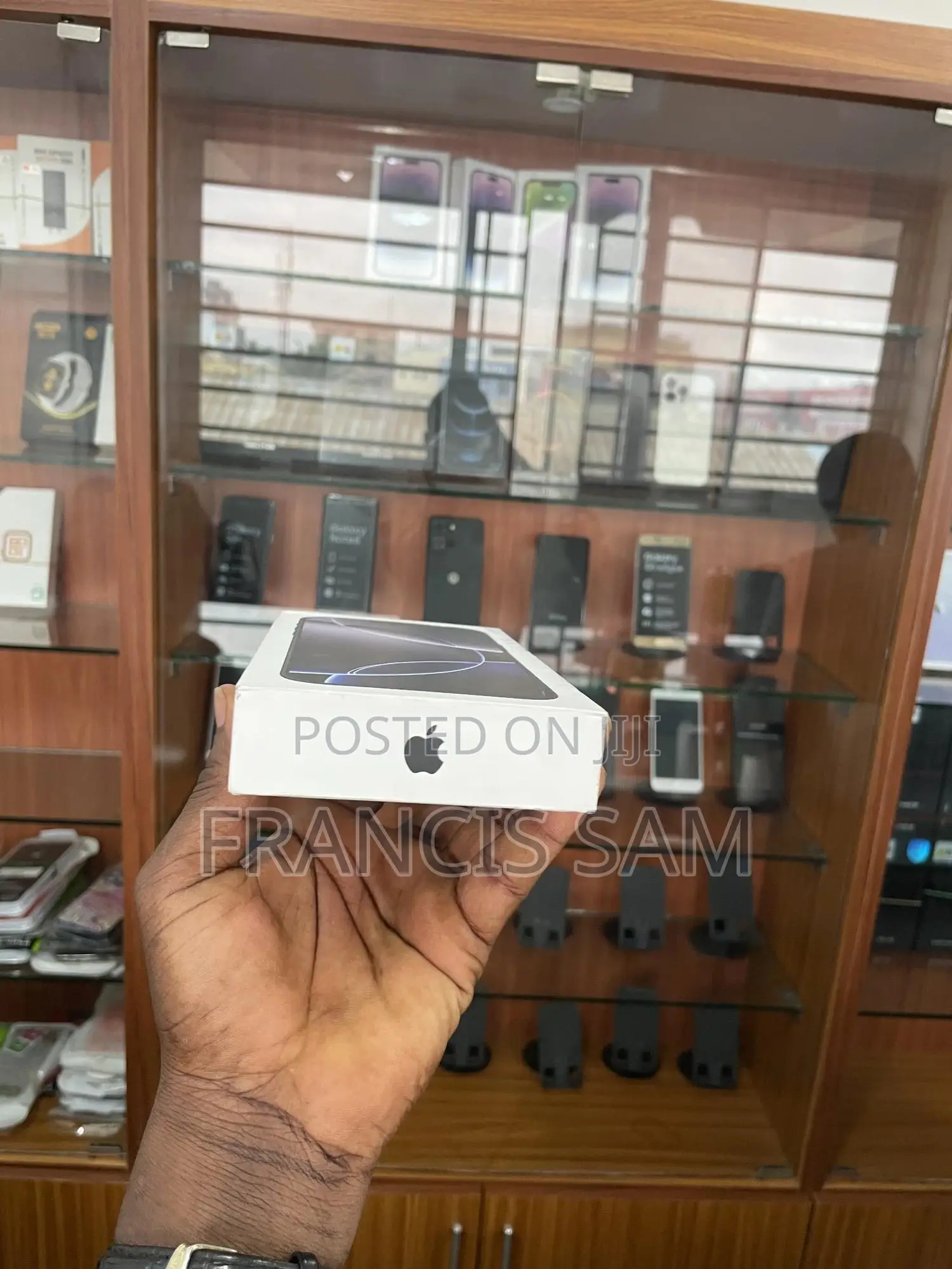 New Apple iPhone 16 Pro Max 256 GB White