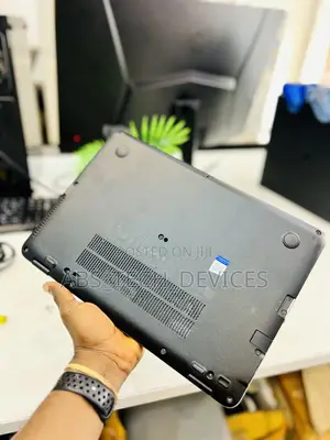 Laptop HP EliteBook 840 G3 8GB Intel Core i5 HDD+SSD 256GB