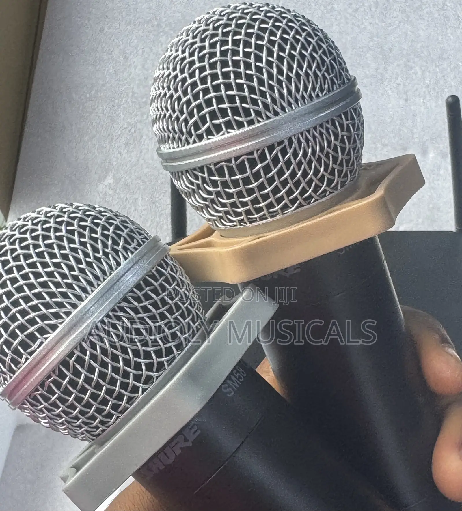 Dual -Microphone Shure Glxd4