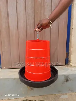 15kg Chicken Feeder