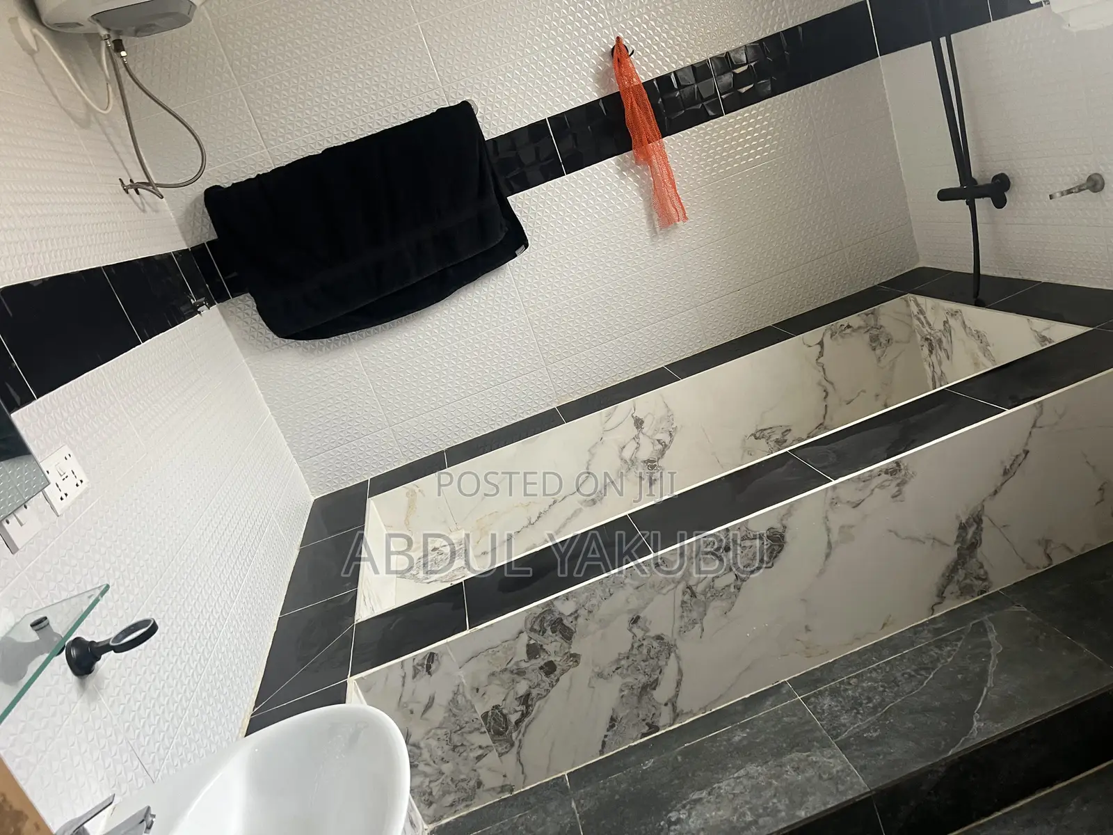 Furnished 1bdrm Room & Parlour in Coastal Estates, Manet Court for rent