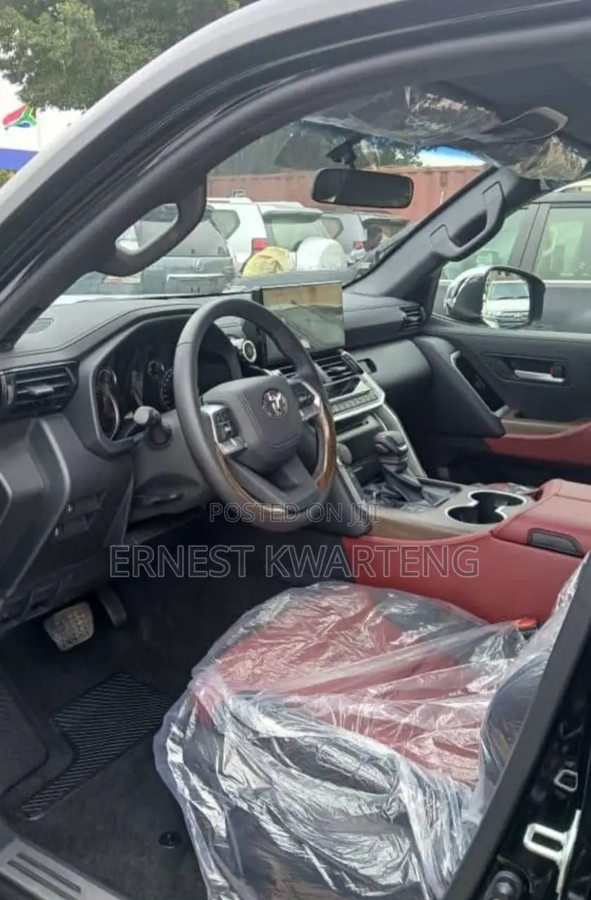 New Toyota Land Cruiser 2024 Black