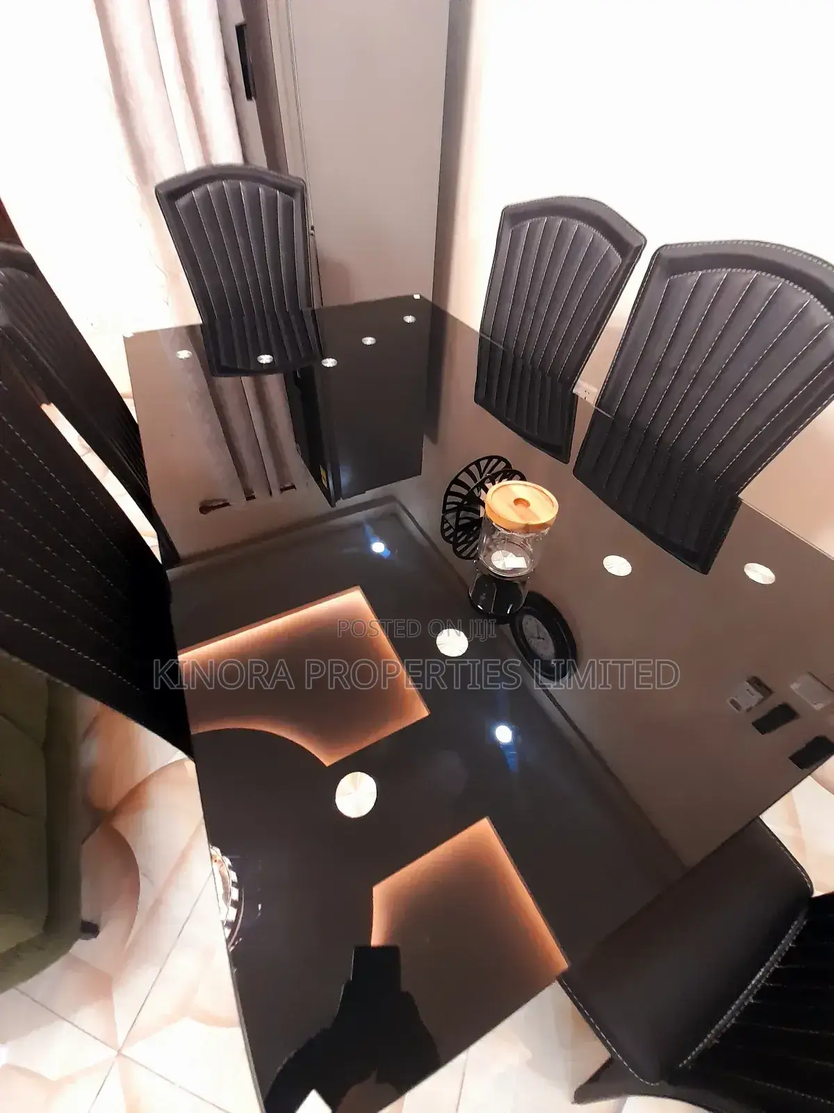 Furnished 2bdrm Apartment in Westland for rent