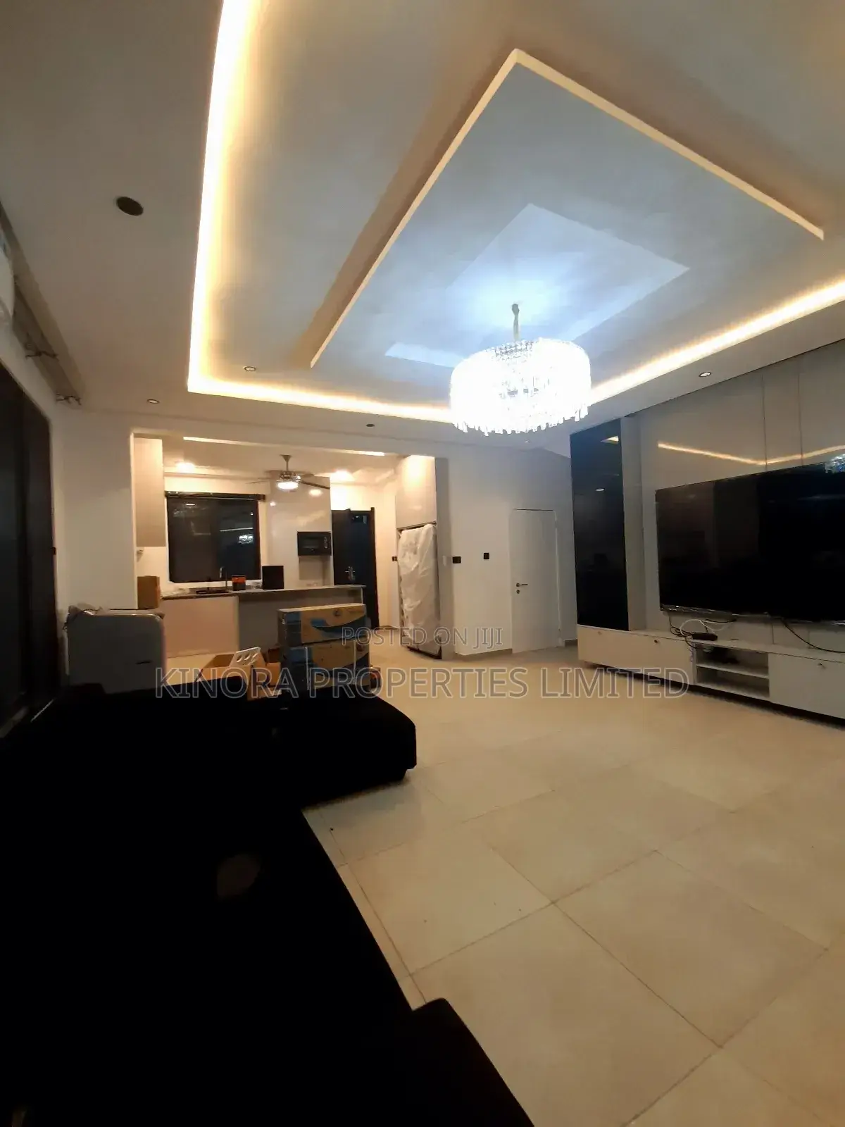 4bdrm Duplex in Westland for rent