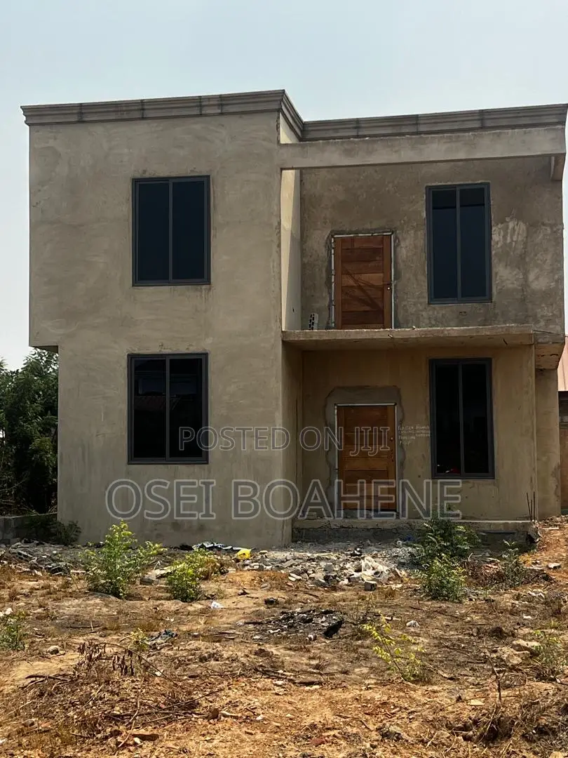 3bdrm House in Tema Metropolitan for sale