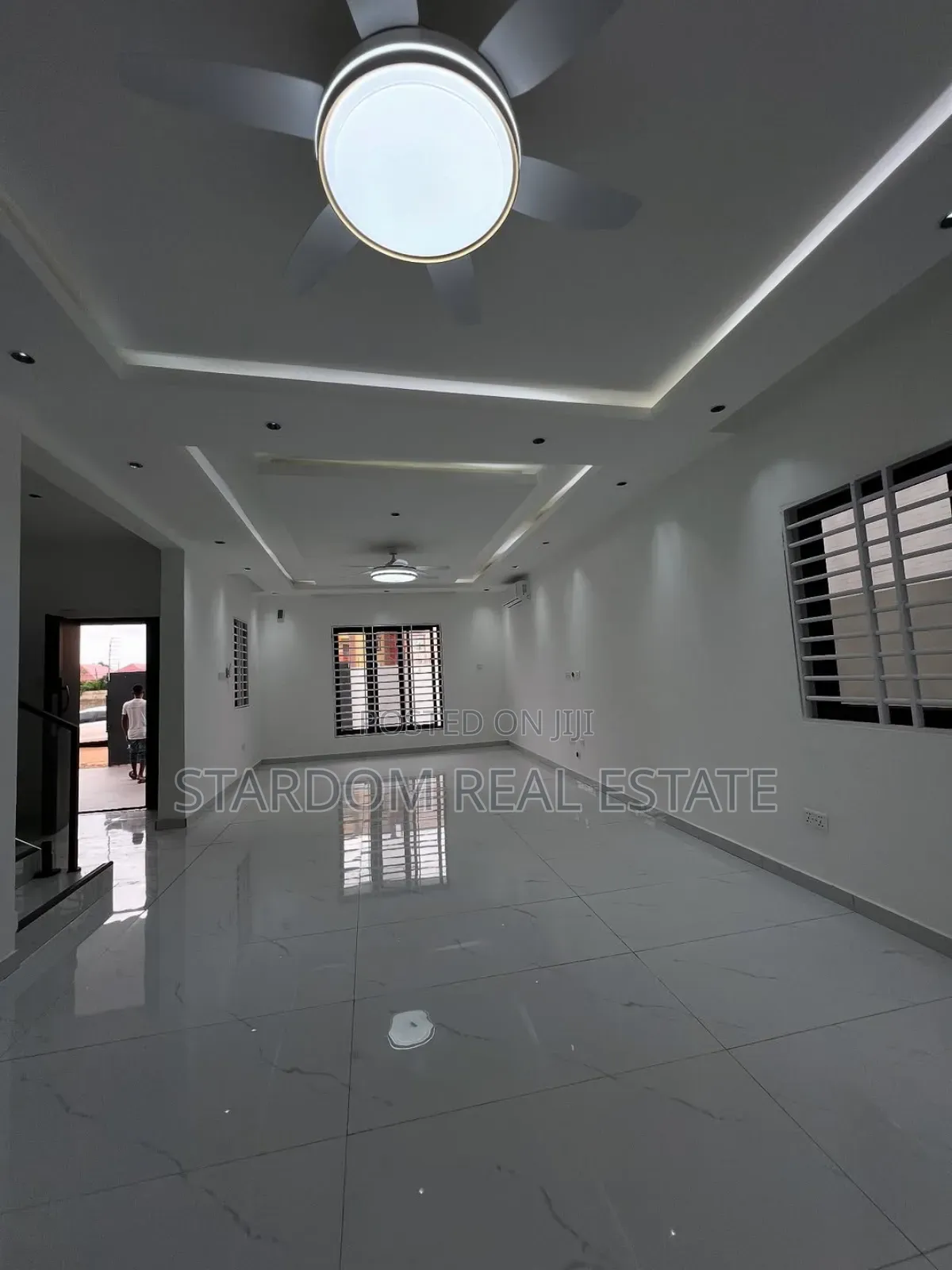 4bdrm Duplex in West Trassacco, East Legon for rent
