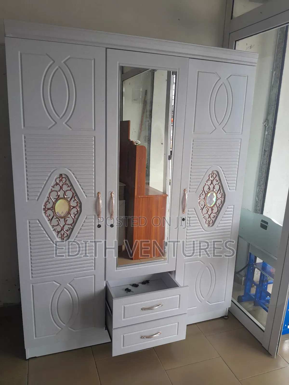 Nobleman Wardrobe