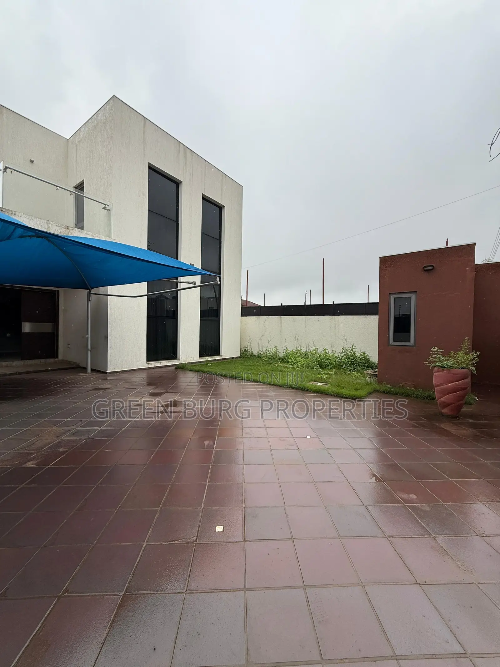 4bdrm House in Green, East Legon for rent