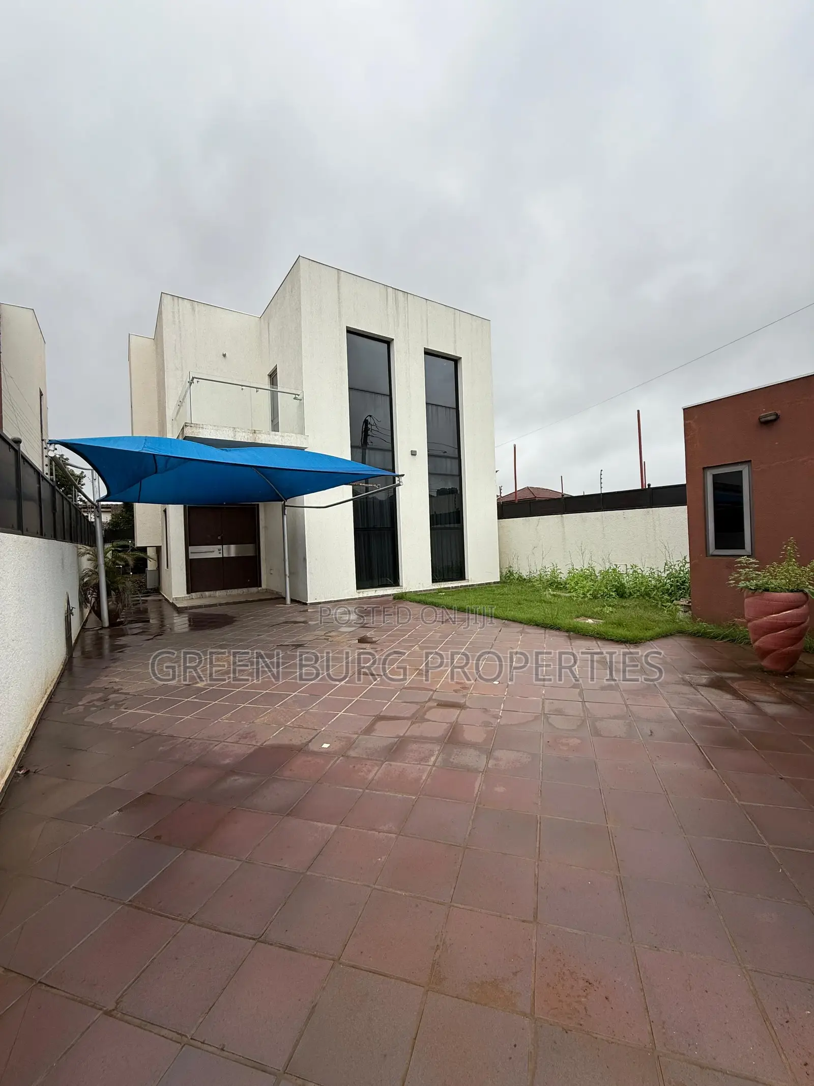 4bdrm House in Green, East Legon for rent