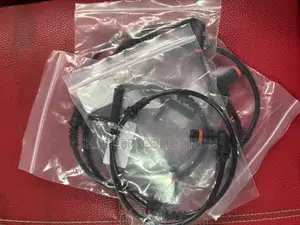 W204 Front Abs Sensor