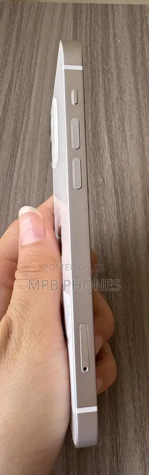 Apple iPhone 12 64 GB White