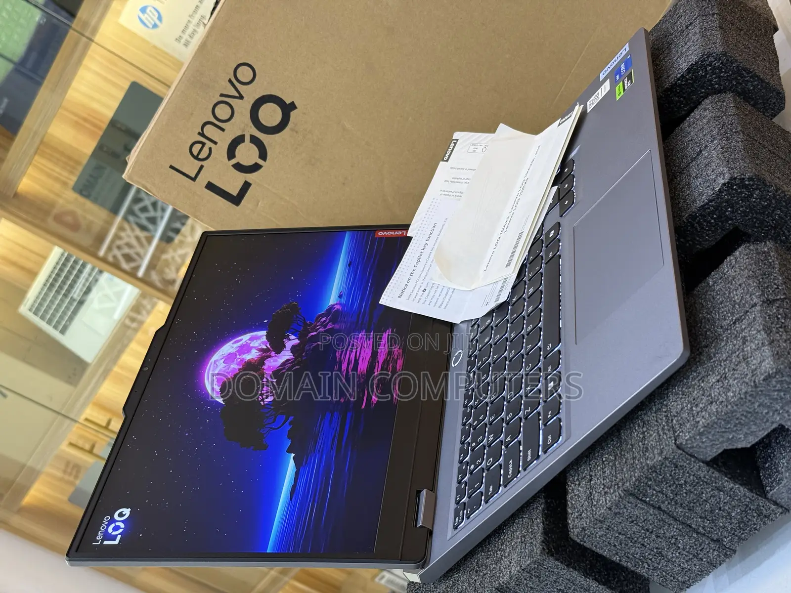 Laptop Lenovo LOQ 15ARP9 12GB Intel Core I5 SSD 512GB