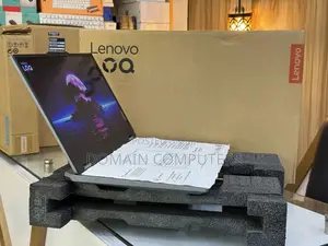 Laptop Lenovo LOQ 15ARP9 12GB Intel Core I5 SSD 512GB