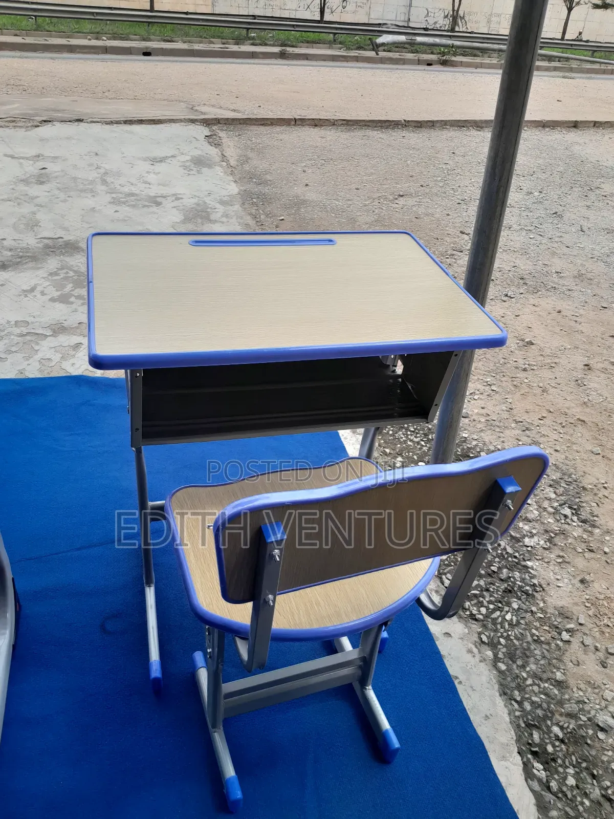 Zinore Study Desk