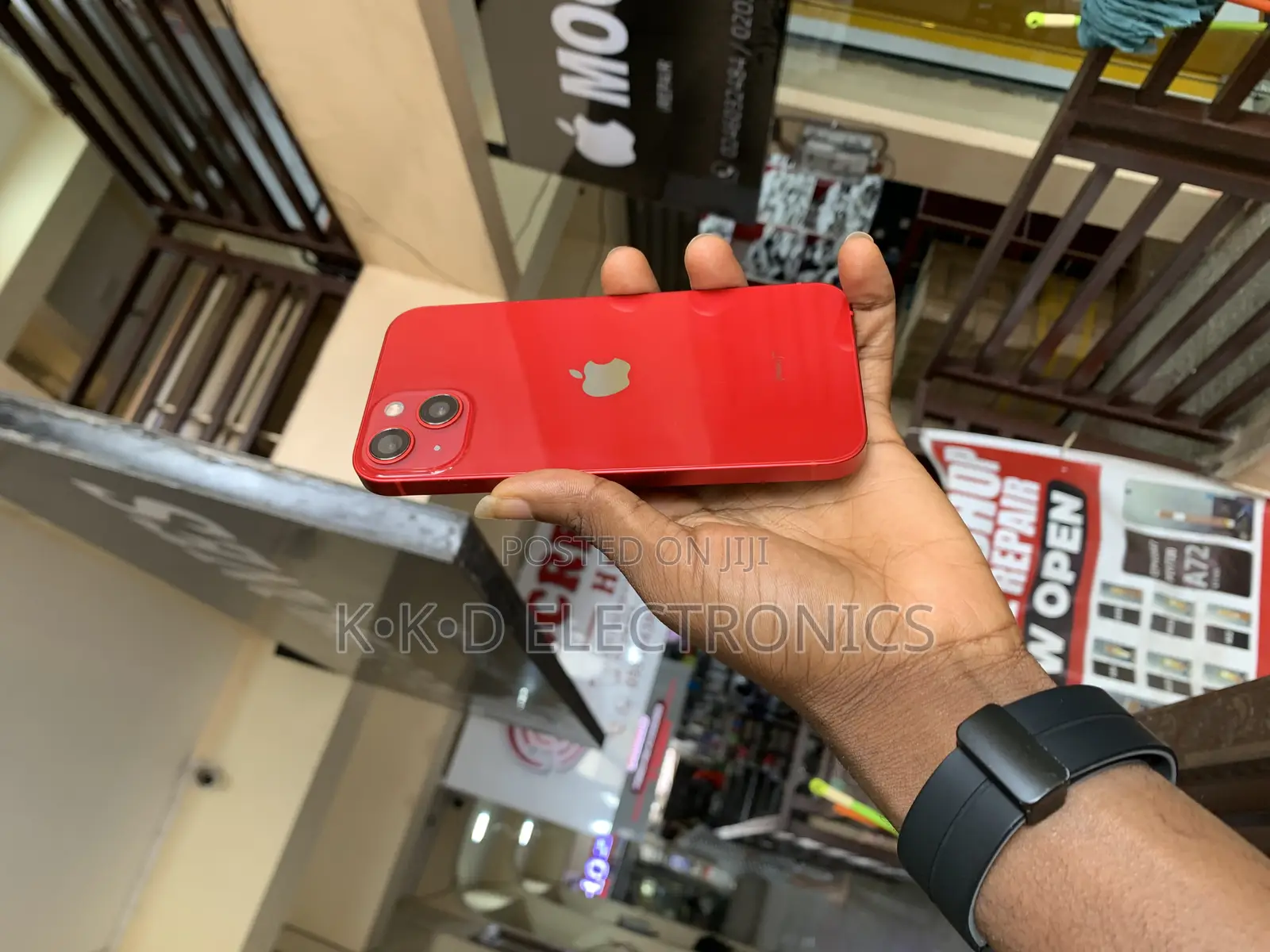 Apple iPhone 13 128 GB Red