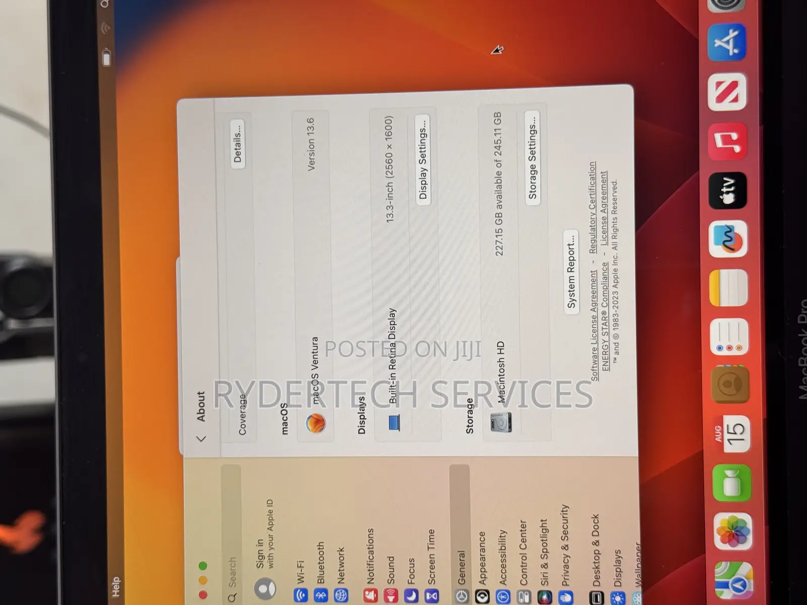Laptop Apple MacBook Pro 2022 M2 8GB Apple M2 SSD 256GB