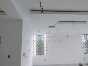 5bdrm House in Manhean for sale