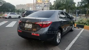 Toyota Corolla L 4dr Sedan (1.8L 4cyl 4A) 2014 Gray