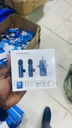 3-in-1 Dual Wireless Lapel Microphone