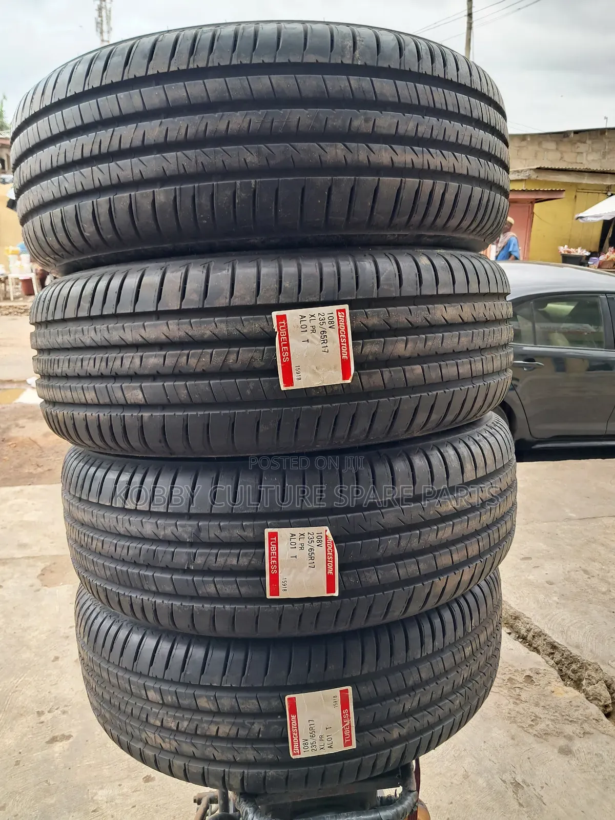 Original Bridgestone 235/65r17 Tyres Available For All Cars.