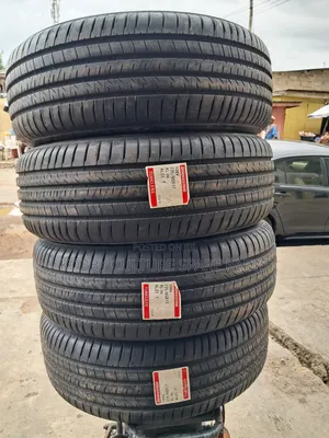 Original Bridgestone 235/65r17 Tyres Available For All Cars.