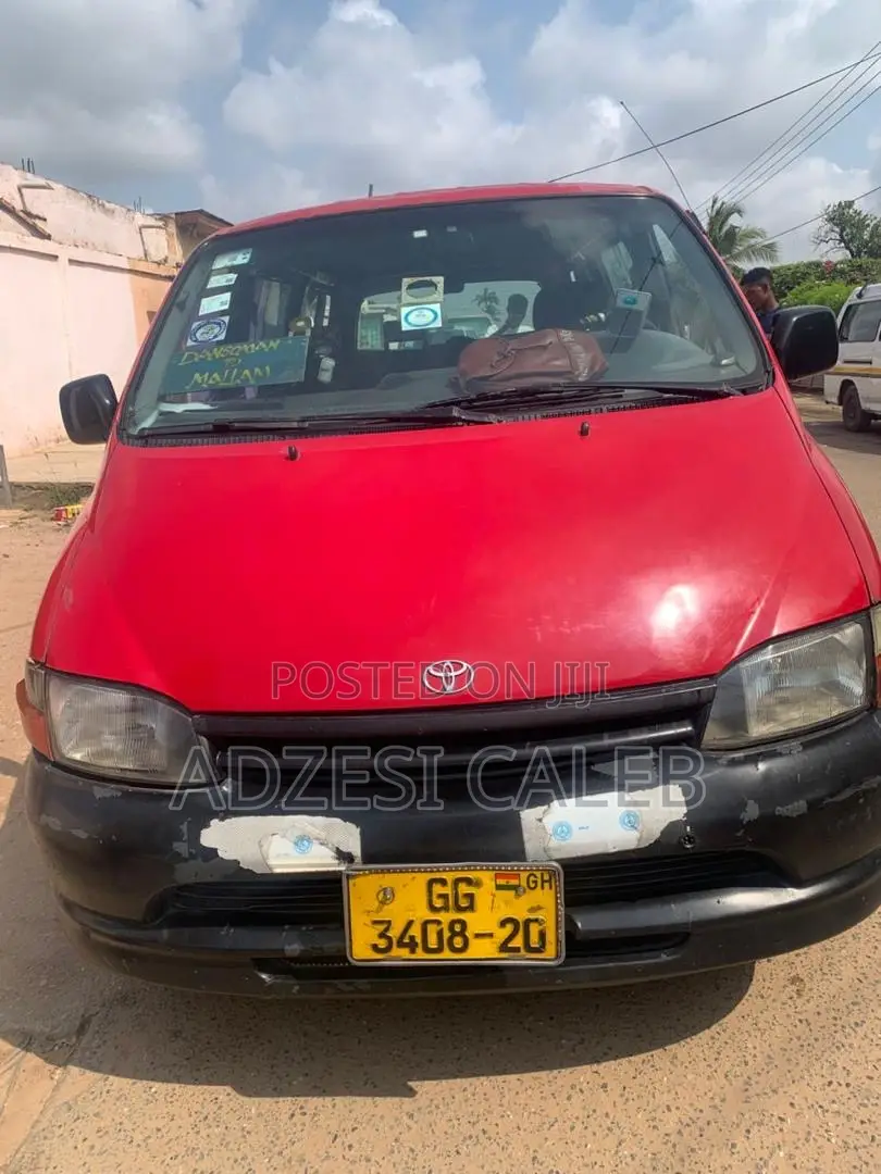 Toyota HiAce 2012 Red