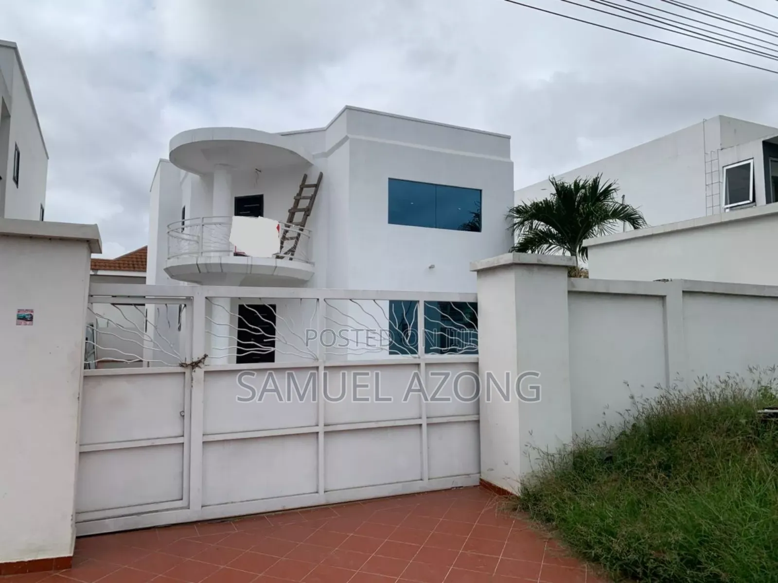 4bdrm House in Dzorwulu A La Vie, Accra Metropolitan for sale
