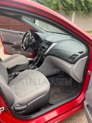Hyundai Accent 2016 Red