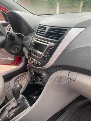 Hyundai Accent 2016 Red